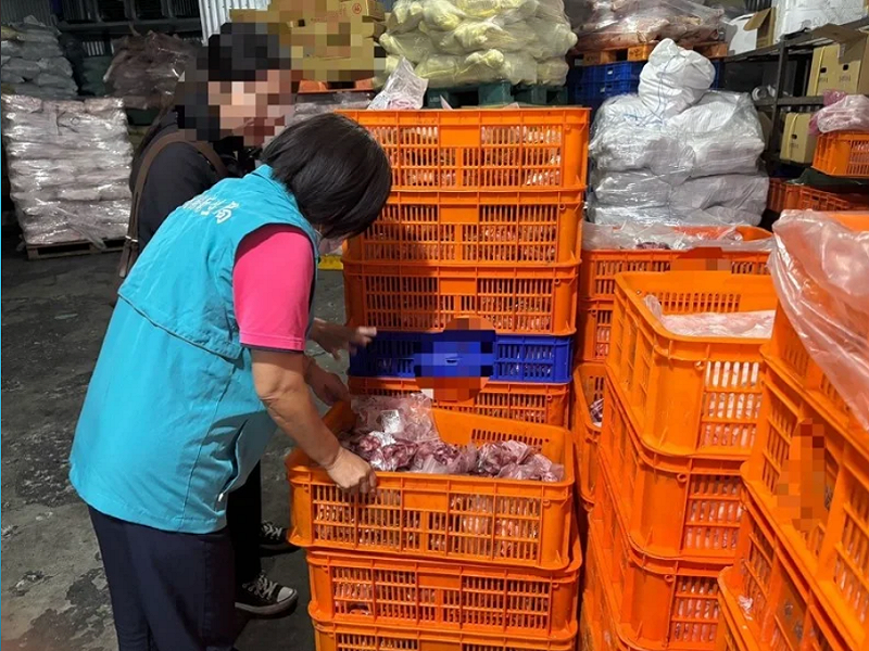 嘉義縣衛生局今(23)日證實，其中1頭屠體經六腳鄉肉品商轉售至多家市場，相關豬肉已全數售罄、無樣可檢。   圖：嘉義縣政府／提供