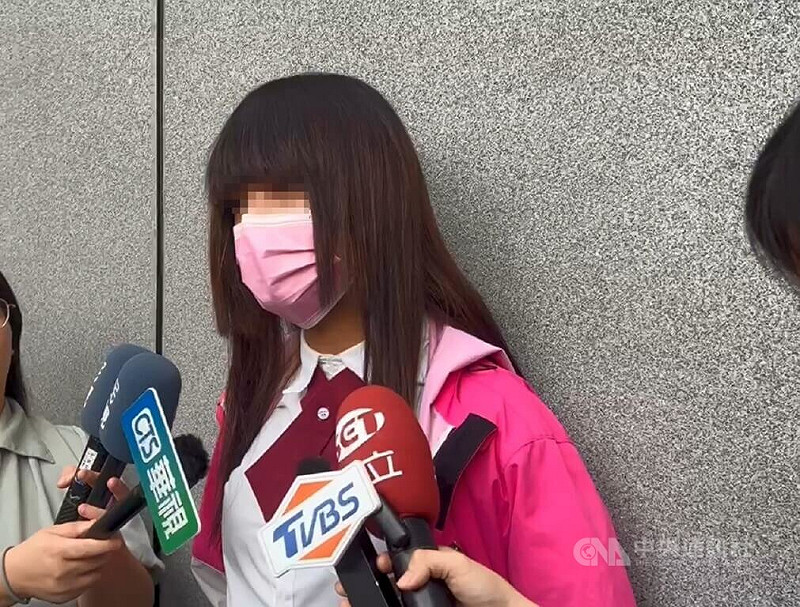 無義消身分的許姓男子YUKI（圖）協助急救溺斃童惹議，檢方偵辦後因他案認定涉偽造文書罪起訴。他23日受訪時表示，因有前科無法申請良民證，才未依循正規管道考取證照，但救人是他的天職，對救護還是很有熱忱。中央社記者蘇木春攝　114年10月23日   