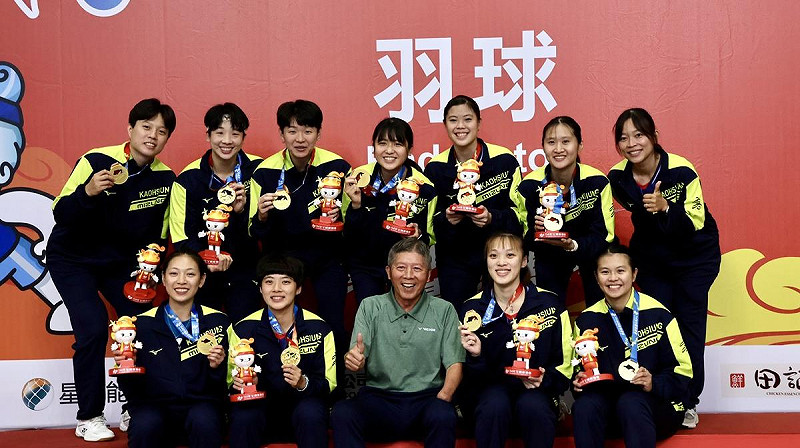 高市羽球選手拚下女團3連霸。   圖:高雄市運發局/提供