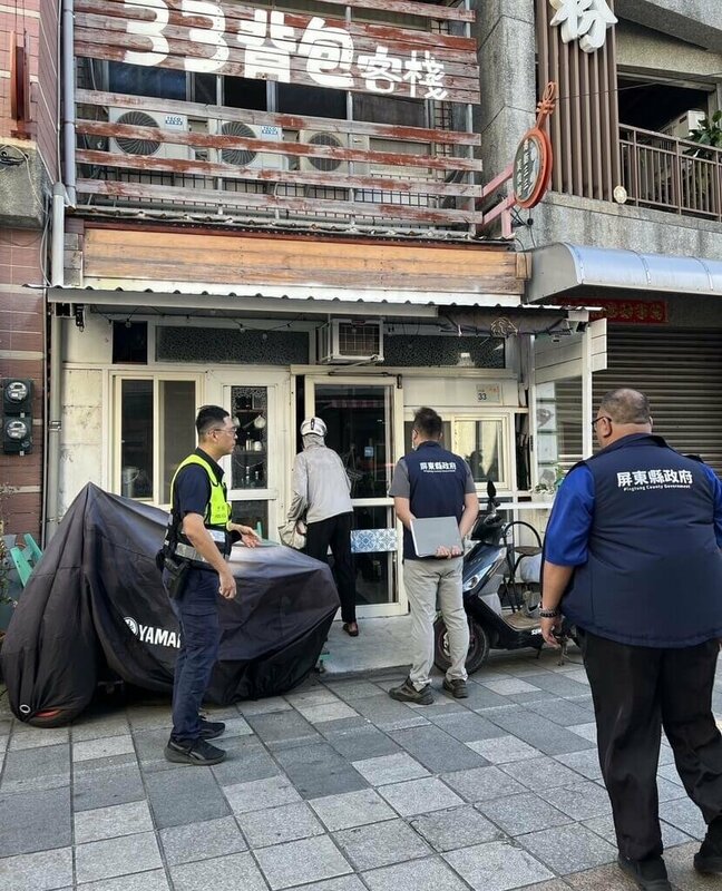 3名來台潛水女性國際交換學生,入住恆春33背包客棧疑遭業者闖房做出猥褻行為,屏東縣政府25日前往稽查該民宿為非法民宿,將依法開罰。(屏東縣政府提供)中央社記者李卉婷傳真114年10月26日