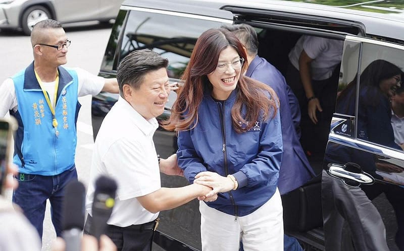 傅崐萁通知藍委519甲級動員彈劾賴清德 挨批｢見完習近平馬上表忠｣