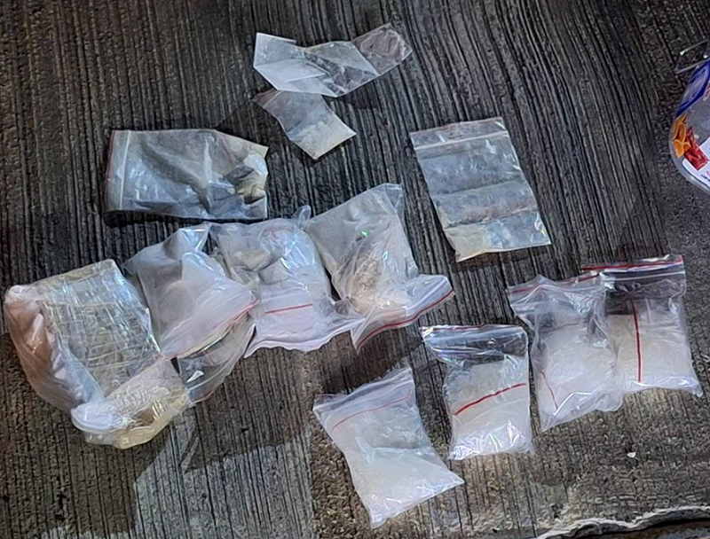 警方起獲多包分裝毒品,共計625.55公克,且毒品純度皆達8成以上。   圖:海巡署偵防分署台中查緝隊提供