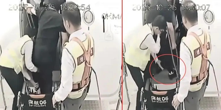 鄭智化最後在人員攙扶下起身,身後人員也協助他將腳依序跨入機艙,與鄭智化一開始所言「連滾帶爬」嚴重不符。 圖:翻攝自 微博   鄭智化最後在人員攙扶下起身,身後人員也協助他將腳依序跨入機艙,與鄭智化一開始所言「連滾帶爬」嚴重不符。 圖:翻攝自 微博