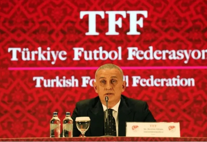 土耳其足協主席哈西奧斯馬諾奧盧宣布足壇重大醜聞，超過六成裁判涉及簽賭。   圖 : 翻攝自風過鄉足球精華