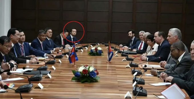 太子集團創始人陳志(紅圈)曾與柬埔寨官員共同出席貿易協商會議。   圖:翻攝自 @AsiaFinance X 帳號