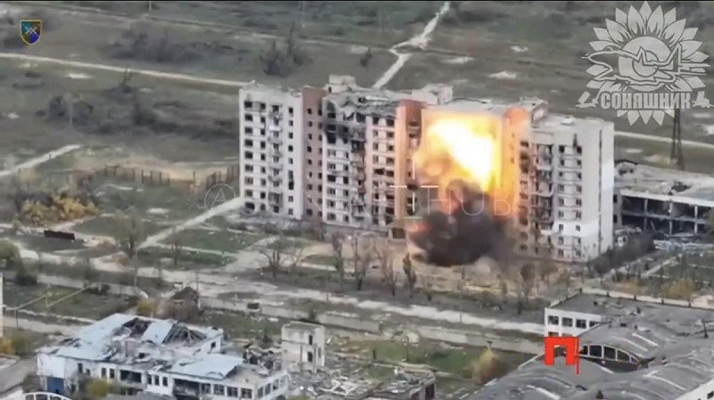 烏克蘭使用法國提供的AASM「鐵鎚」成功打擊俄軍無人機操作基地。 圖:翻攝自 X   烏克蘭使用法國提供的AASM「鐵鎚」成功打擊俄軍無人機操作基地。 圖:翻攝自 X