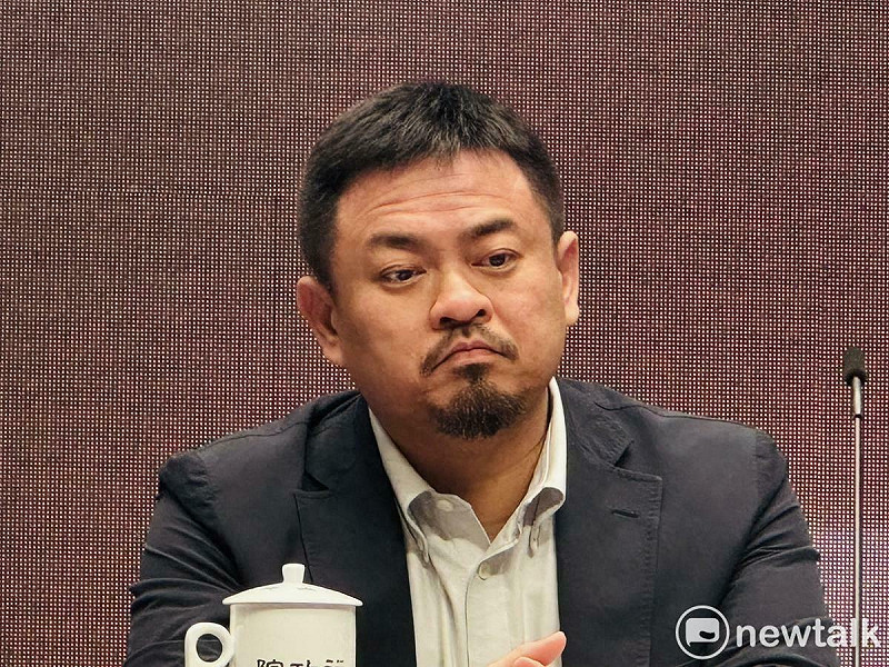 勞動部長洪申翰今（30）天列席行政院會後記者會。   圖：謝莉慧/攝