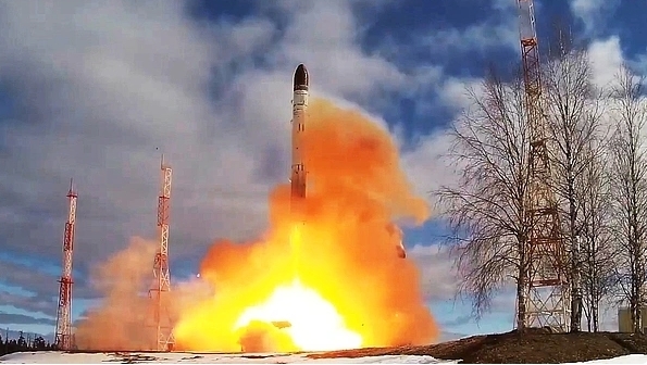 2022年4月,俄羅斯試射薩爾瑪特洲際彈道導彈。   圖 : 翻攝自視覺中國