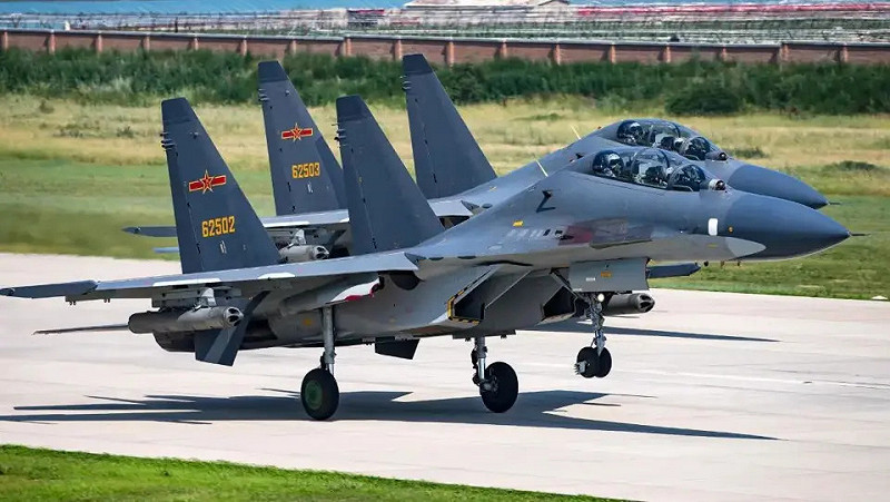 若殲-11B 戰鬥機掛載激光炮實驗成功,整體效益都將大幅增加。 圖:翻攝自 騰訊新聞@矚望雲霄  若殲-11B 戰鬥機掛載激光炮實驗成功,整體效益都將大幅增加。 圖:翻攝自 騰訊新聞@矚望雲霄