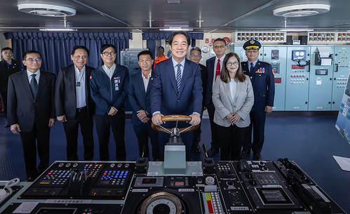 總統賴清德出席「嘉義級巡防艦第四艘台北艦成軍暨高緯度遠洋巡護船第一艘命名下水聯合典禮」。   圖:總統府/提供