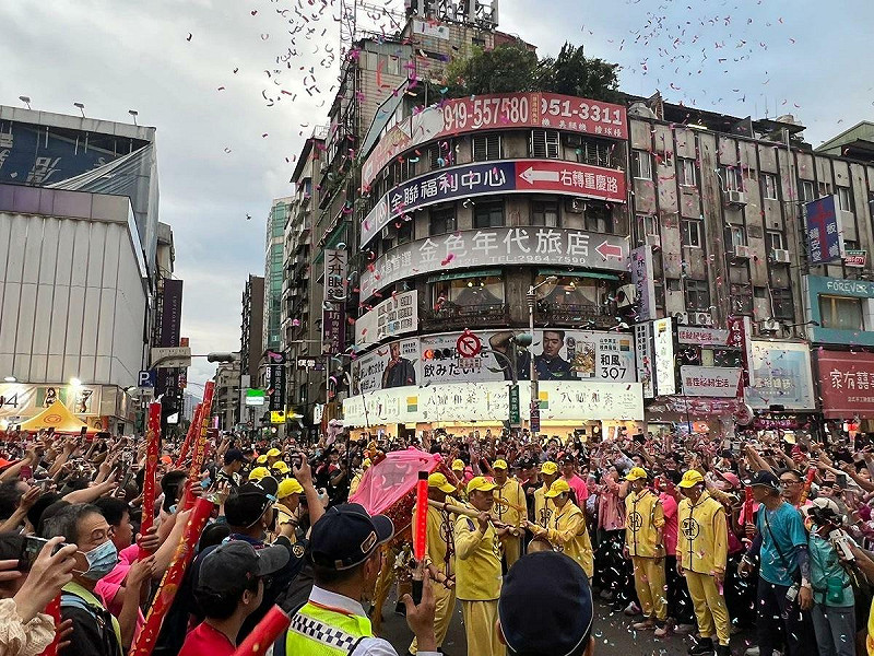 白沙屯媽祖下午停駕板橋妙雲宮。 圖:翻攝自白沙屯拱天宮 FB   白沙屯媽祖下午停駕板橋妙雲宮。 圖:翻攝自白沙屯拱天宮 FB