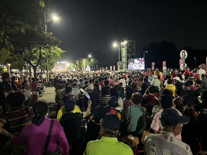 林岱樺岡山大型造勢晚會,活動至中後段參與群眾已達3萬人。 圖:林岱樺辦公室/提供
