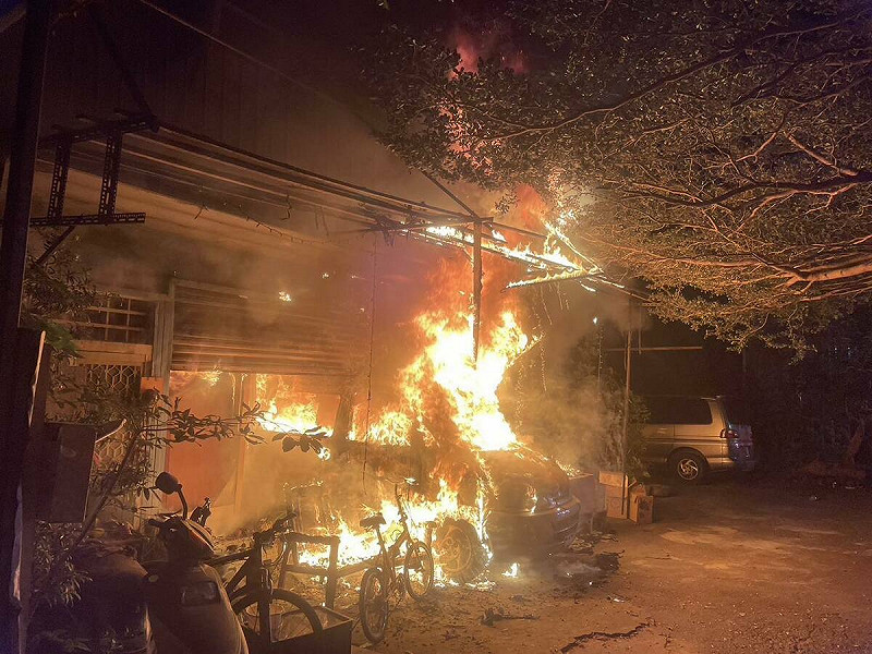 台中市烏日區今(3)日凌晨發生民宅火警，造成1死1重傷的情況。   圖：台中市消防局提供