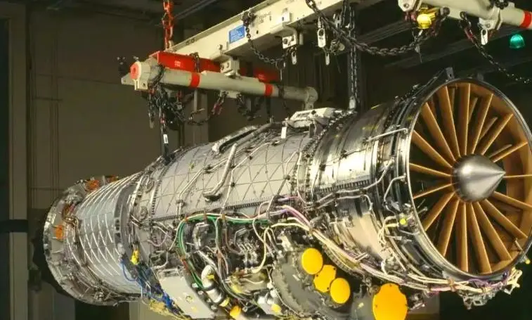  F-135 渦輪扇引擎。 圖：翻攝自 騰訊新聞@張斌說 