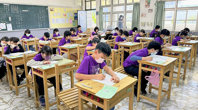 「菁英盃數理能力檢測及高年級進階挑戰賽」專業檢測國小數理能力。   圖：高名教育事業集團/提供