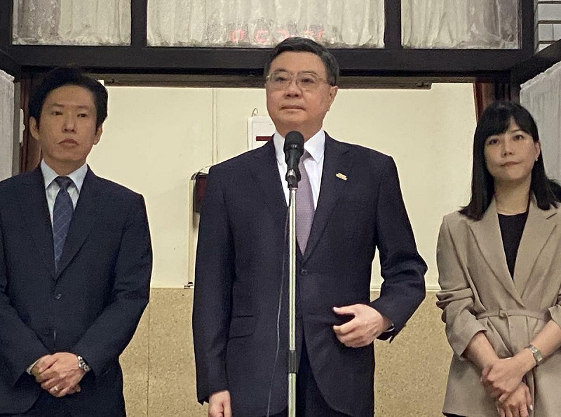 行政院長卓榮泰（中）   圖：林朝億/攝