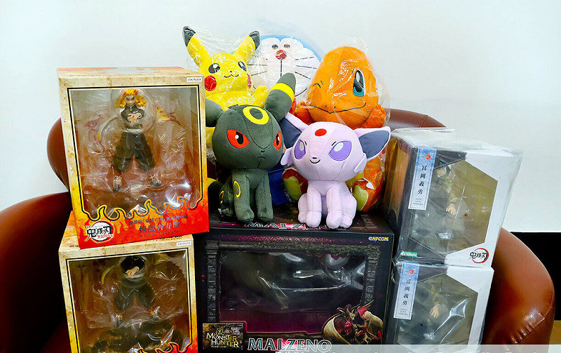 曾男多次無照駕駛違規，累積交通罰鍰約6萬元，因遲不繳納，遭強制執行，行政執行署嘉義分署則查封其鬼滅之刃等公仔，將於11日變賣清償。（行政執行署嘉義分署提供）中央社記者黃國芳傳真　114年11月4日   