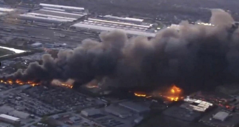 美國UPS貨機墜毀 。   圖：翻攝X（前推特）