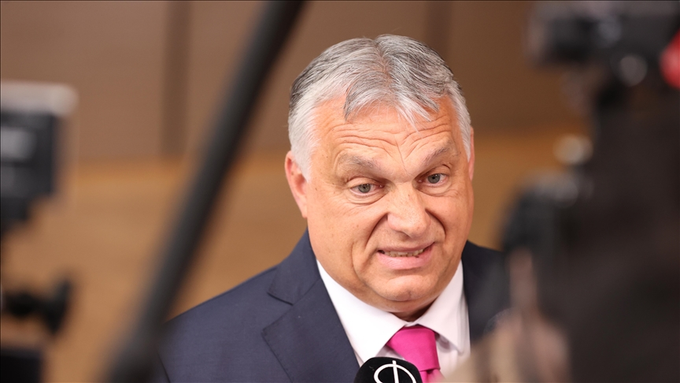 針對烏克蘭即將入盟一事，匈牙利總理歐爾班仍抱持著反對的立場，並批評歐盟將部分「匈牙利的資金」用於烏克蘭的援助事務。   圖：翻攝自 @NOELreports X 帳號