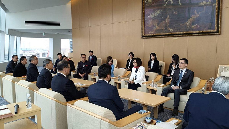 高雄市議會訪團拜會橫濱市議會。   圖：高雄市議會/提供