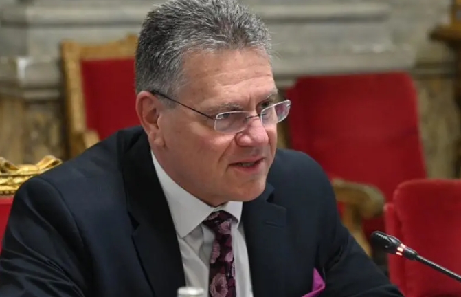 歐盟委員會貿易和經濟安全委員謝夫喬維奇。   圖 : 翻攝自謝夫喬維奇X