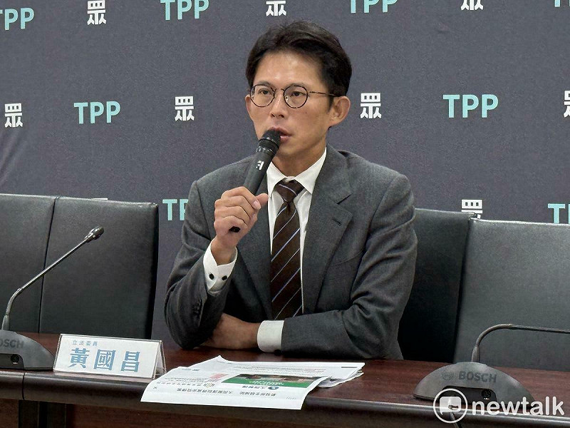 民眾黨主席兼黨團總召黃國昌。   圖：周煊惠 / 攝