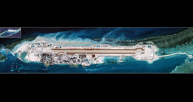 近年來，越南逐漸擴大在南沙群島海域建造人工島的規模，持續加強對南海地區的控制能力。圖為越南在柏礁打造的人工島。   圖：翻攝自 @EFFERCETAMOL X 帳號