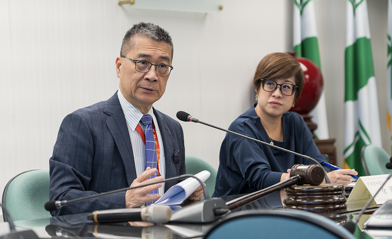 徐國勇說，尊重職場分際是核心。   圖：民進黨提供