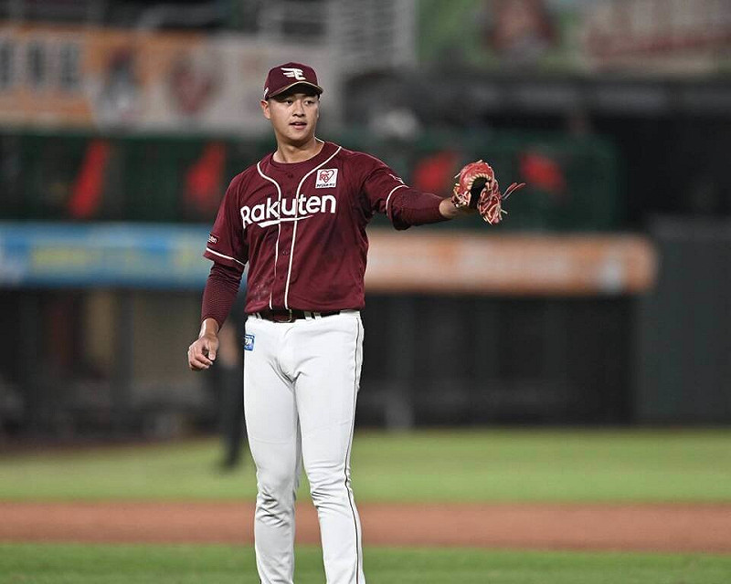 日職東北樂天金鷲隊陣中台灣巨投蕭齊（圖）8日在2025桃園亞洲職棒交流賽第2戰登板，中繼1局失1分、最速飆出150公里。（桃園市政府提供）中央社記者謝靜雯傳真　114年11月8日   