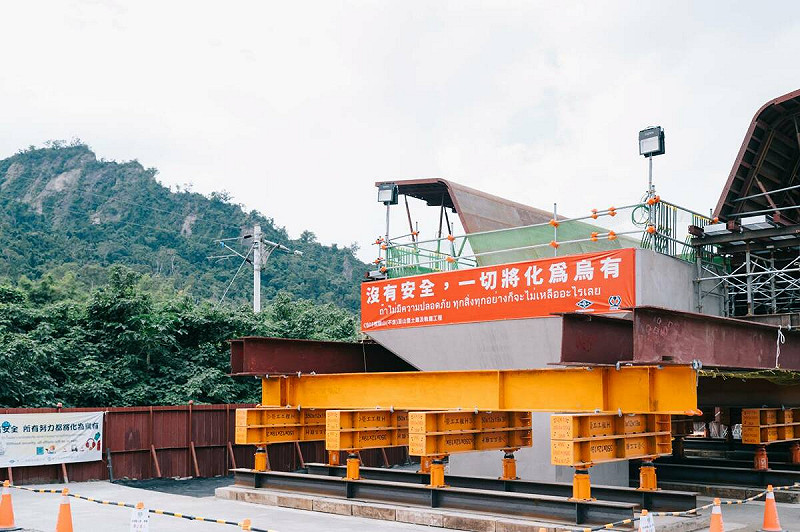 山里高架橋是花東鐵路雙軌化計畫關山(不含)－山里路段重點項目之一。   圖：交通部鐵道局/提供