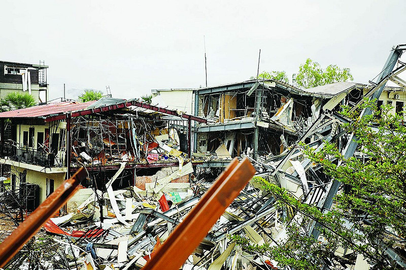 緬甸大動作拆除 KK 園區，專家分析：「為了安撫中國」。   圖：翻攝自@irrawaddymedia