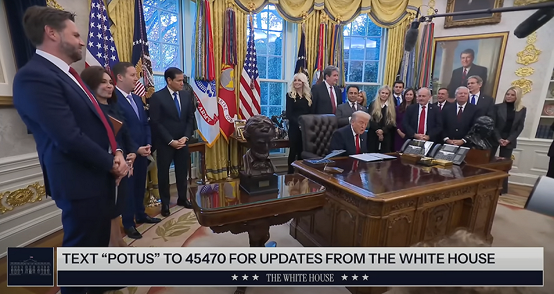  川普昨日在白宮橢圓形辦公室的談話。圖：翻攝自白宮官網