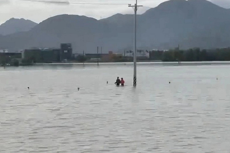 宜蘭冬山鄉淹水災情嚴重。   圖：翻攝自Threads