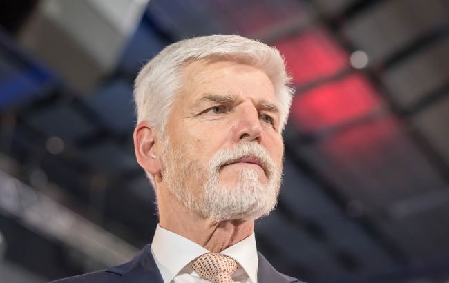  捷克總統帕維爾則認為，美國與北約需要以武力回擊俄羅斯的挑釁行為，「在俄羅斯眼裡，軟弱者才應該被踐踏」。 圖：翻攝自 @nexta_tv X 帳號 