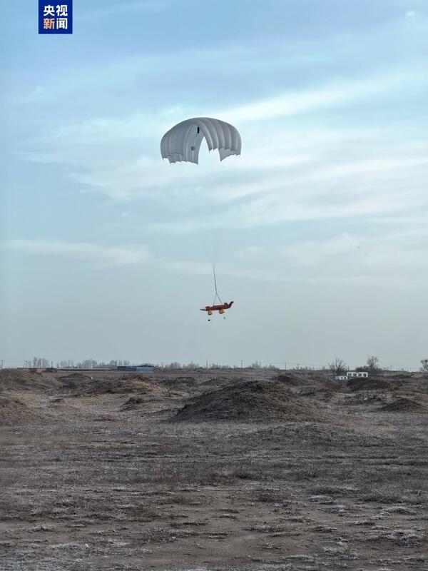 中國航發集團今（13）日宣布，由該集團自主研發的3D列印極簡渦噴引擎成功完成首次飛行試驗，這標誌著中國在3D列印引擎的工程應用領域取得重大突破。   圖:翻攝自環球網