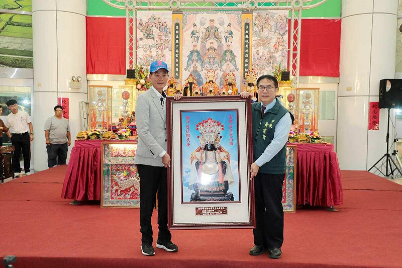 雲林北港朝天宮今年重啟「南都巡歷」活動，黑面三媽將於11月15日起駕南巡，沿嘉義縣進入台南，展開為期10天的遶境祈福行程。這是黑面三媽自1916年以來、相隔109年後首度南下台南。台南市政府今日舉辦記者會。   圖：台南市政府提供