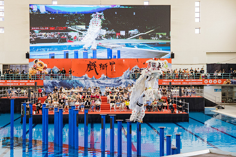 馬來西亞雪蘭莪萬撓玄龍體育會以0.06分之差屈居亞軍。   圖：高雄市立歷史博物館/提供