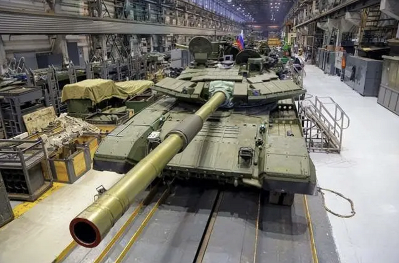 俄羅斯陷入最大的國防工業停擺危機，大量企業已承認無法正常運作，導致出現裁員潮。   圖：翻攝自 寰球戰略解讀