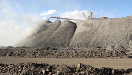 中國的稀土礦場。中國稀土產量占全球六成以上，稀土提煉更佔全球92%的市場。   