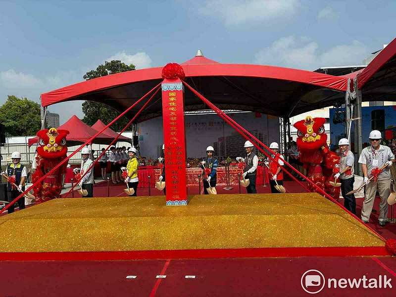 由國家住宅及都市更新中心興辦，位於臺南市東區的「平實安居BC」社會住宅今日舉辦動土典禮，預計於118年完工，可提供900戶社會住宅。   圖：台南市政府提供