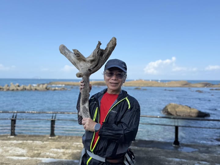 前政務委員張景森。   圖：取自臉書