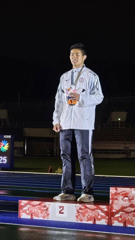 2025達福林匹克運動會（簡稱聽奧）在日本東京舉行，台灣好手危宇澤（圖）展現高度抗壓能力、穩定節奏與堅毅鬥志，18日拿下男子十項全能銀牌。（運動部提供）中央社記者黎建忠傳真　114年11月18日   