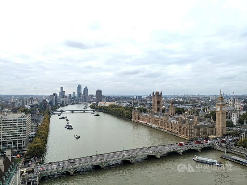 英國國會上、下議院議長18日分別致函議員，呼籲他們提防中國國家安全部假藉獵人頭或其他空殼公司名義，企圖在英國國會社群建立人脈，取得與英國有關的敏感資訊。中央社記者陳韻聿倫敦攝　114年11月19日   圖：中央社提供