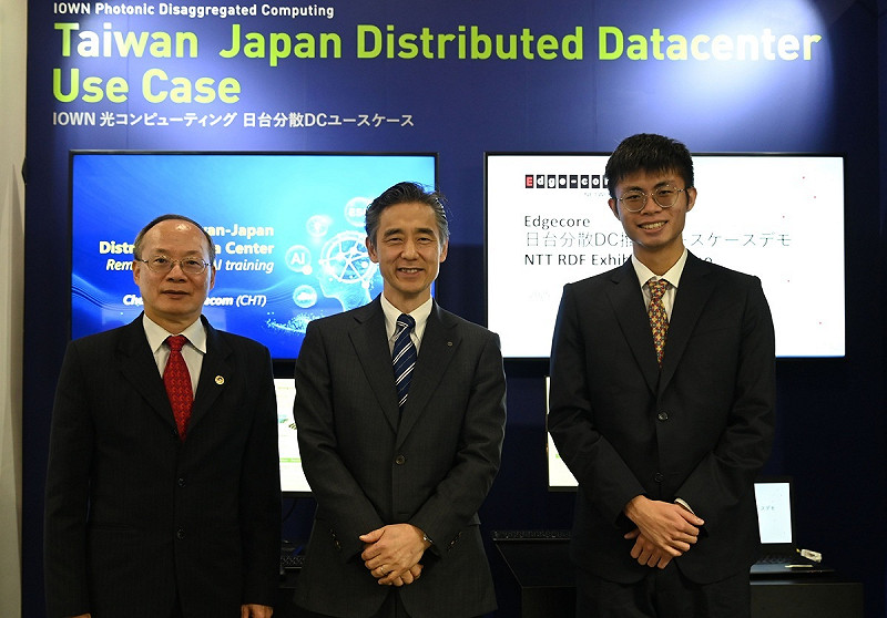 中華電信與日本NTT、智邦／鈺登科技在NTT R&D FORUM 2025中，共同合作展示分散式AI資料中心的先進技術成果。中華電信技術長兼執行副總黃志雄博士(左)、NTT技術長兼副社長星野理顯(中)、智邦集團鈺登科技執行副總黃茂桓(右)。   圖: 中華電/提供