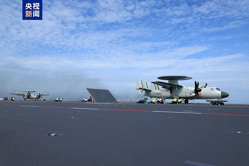 福建艦參與聯合演習測試電磁彈射系統，空警-600預警機也納入測試。   圖：翻攝央視新聞