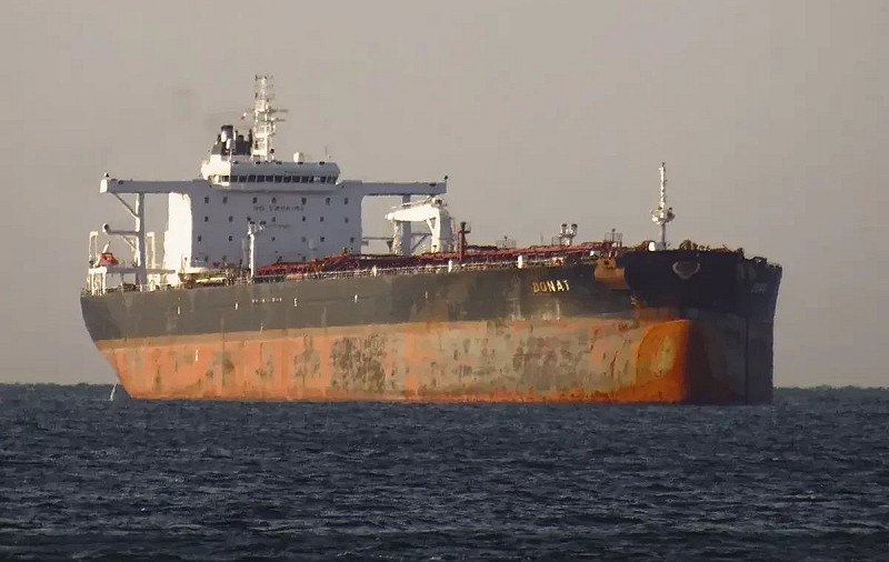 歐盟正研擬對俄羅斯「影子油輪艦隊」的運作人員祭出新一輪限制措施，目標指向那些協助俄羅斯以「灰色船隊」繞過制裁、輸送石油的關鍵人物。   圖:翻攝自X帳號@front_ukrainian