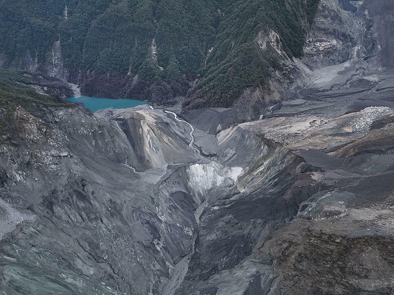 林業及自然保育署今(21)日公布花蓮馬太鞍溪上游堰塞湖最新監測結果。   圖：林保署／提供