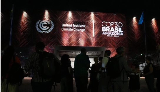 由巴西主辦的《聯合國氣候變化框架公約》第三十次締約方大會（COP30）步入最終關鍵階段。   圖 : 翻攝自觀察者網