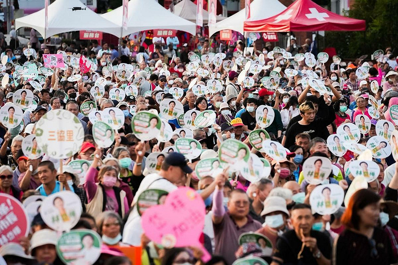 林岱樺旗山場大型造勢活動，現場氣氛沸騰。   圖：林岱樺辦公室/提供