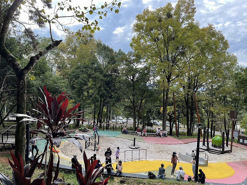 東勢林場溫泉距離新社花海不遠。   圖：台中市政府/提供